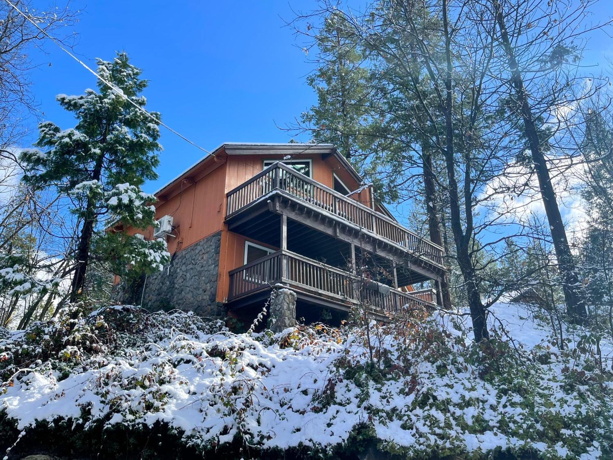The Pines Resort & Conference Center Bass Lake Exterior photo