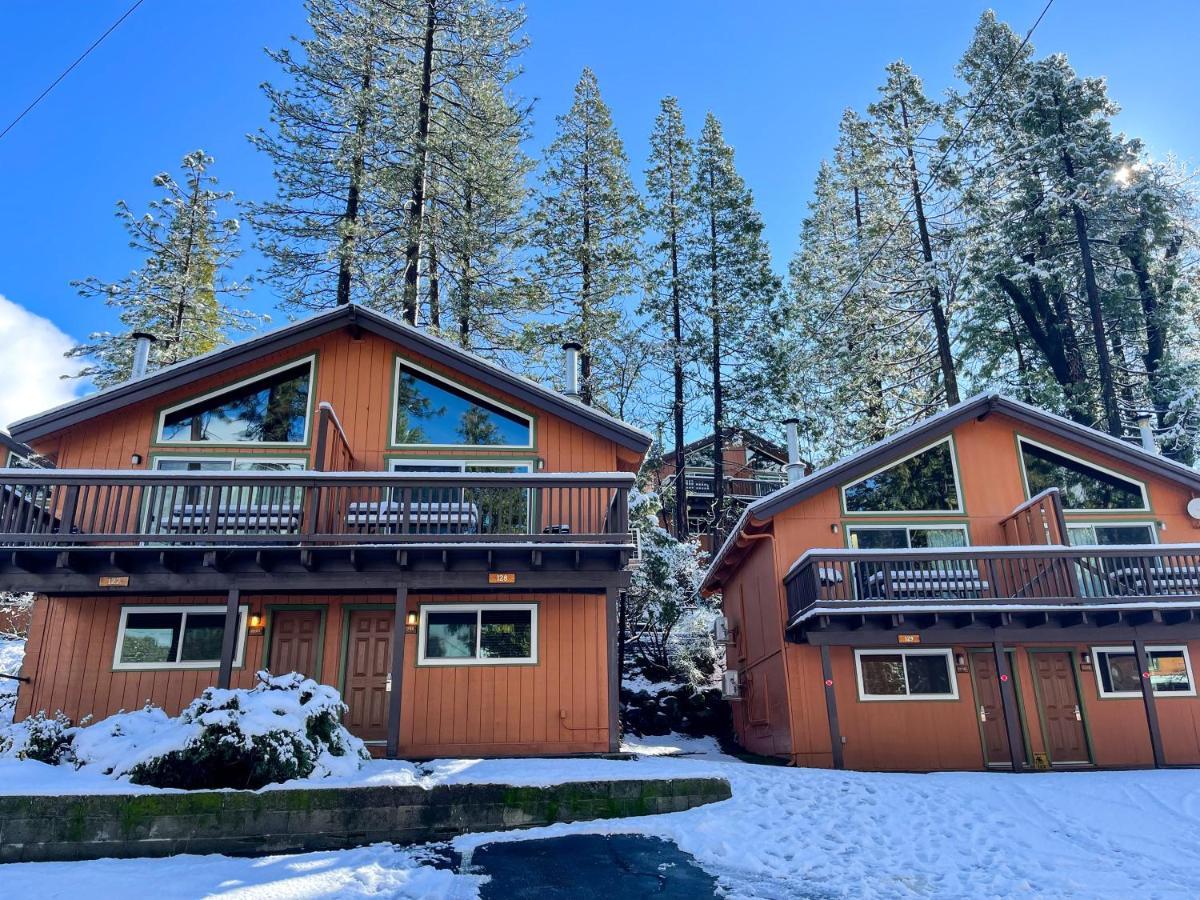 The Pines Resort & Conference Center Bass Lake Exterior photo