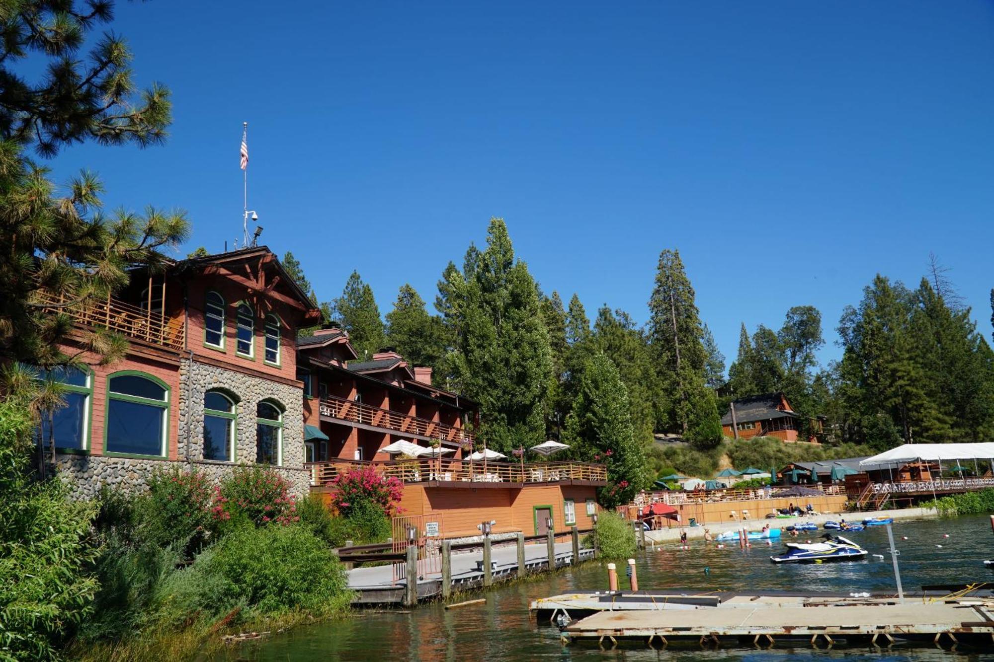The Pines Resort & Conference Center Bass Lake Exterior photo